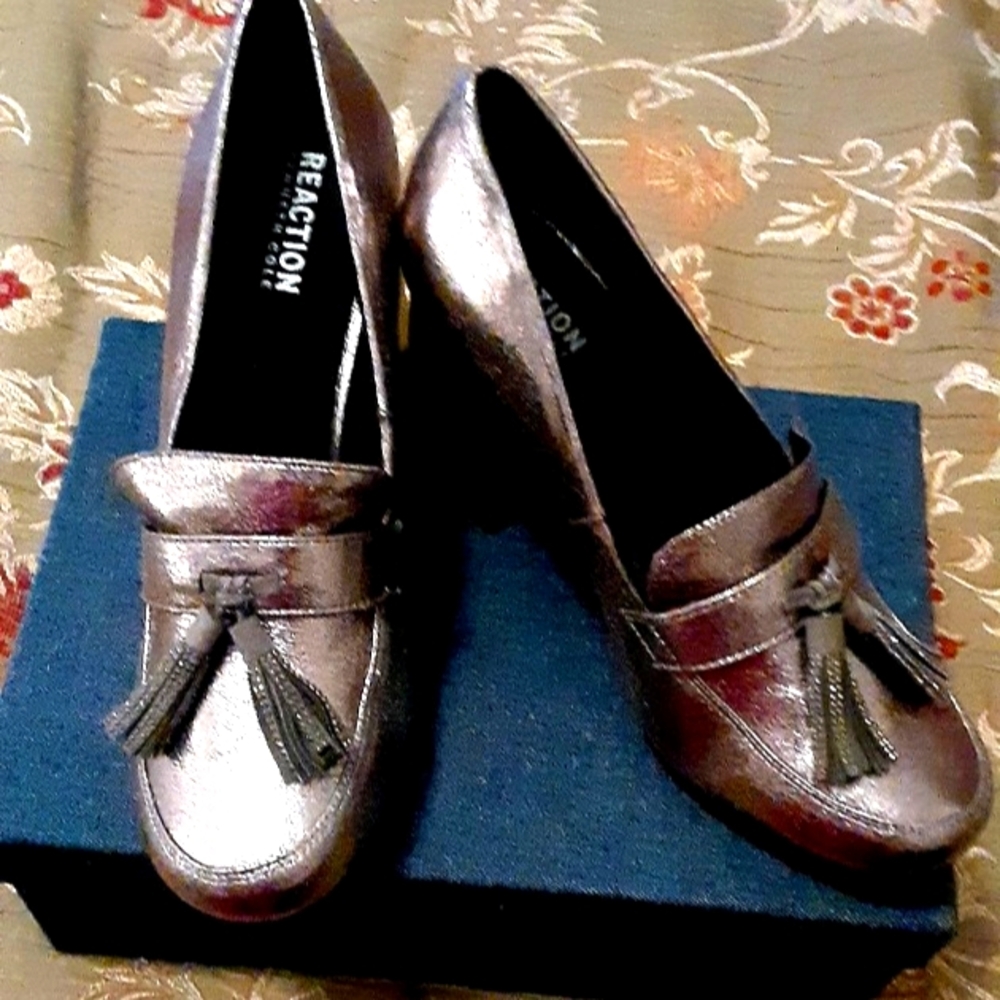 Reaction Kenneth Cole Metallic Shoes